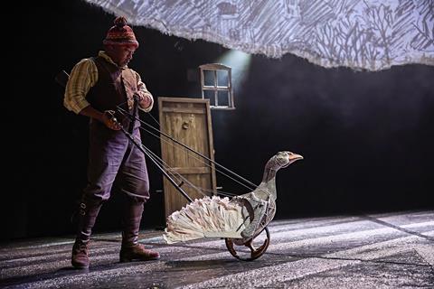 Thomas Goodridge (Goose) in War Horse